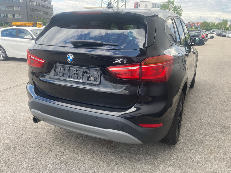 BMW X1 sDrive18i*Navi*18"Alu*Sitzh*PDC*Tempo — photo 4