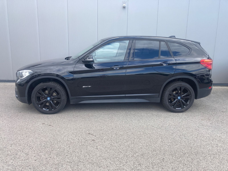 BMW X1 sDrive18i*Navi*18"Alu*Sitzh*PDC*Tempo