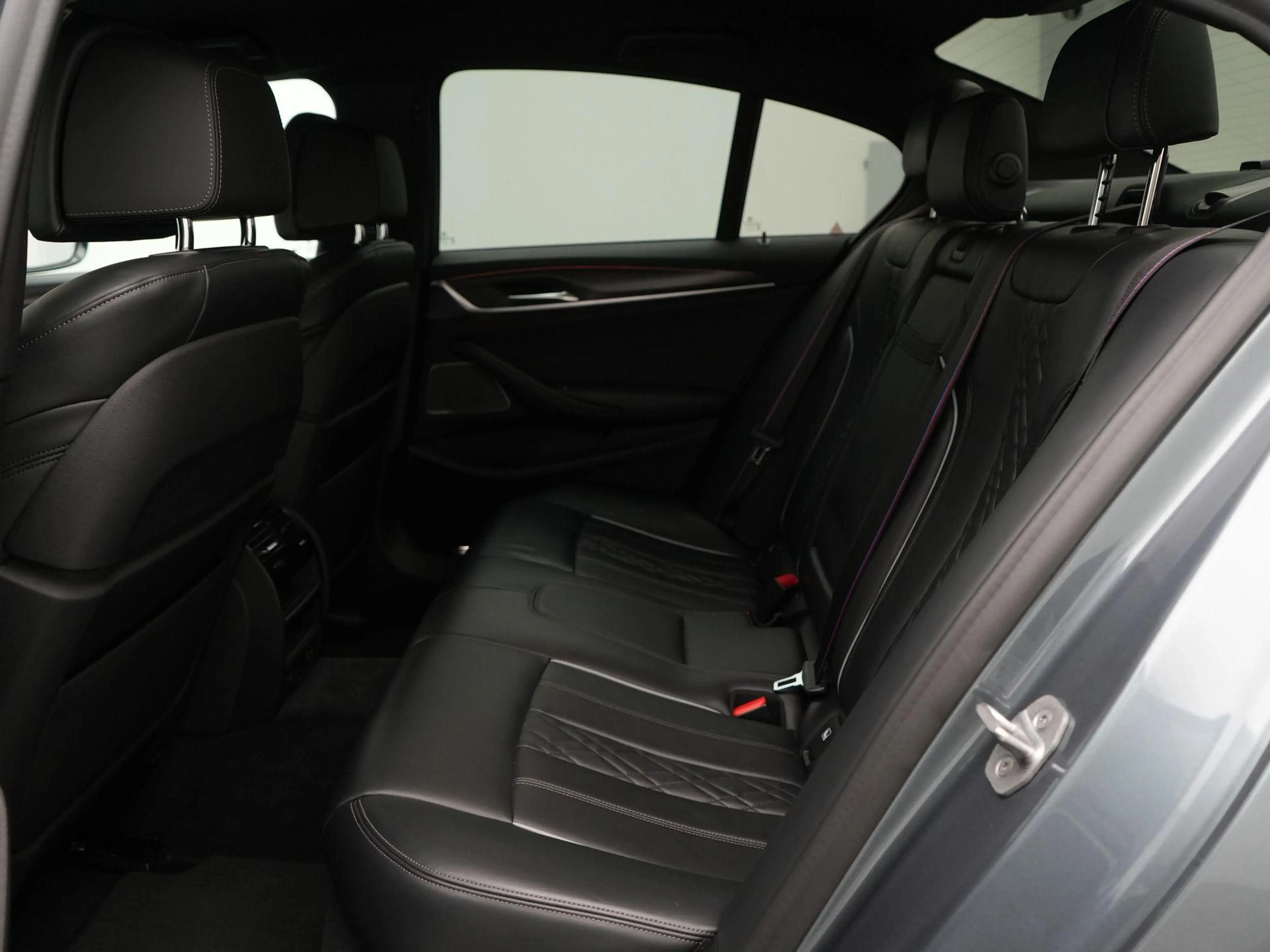 BMW 520 5-serie 520i Business Edition Plus | M Sportpakket — photo 13