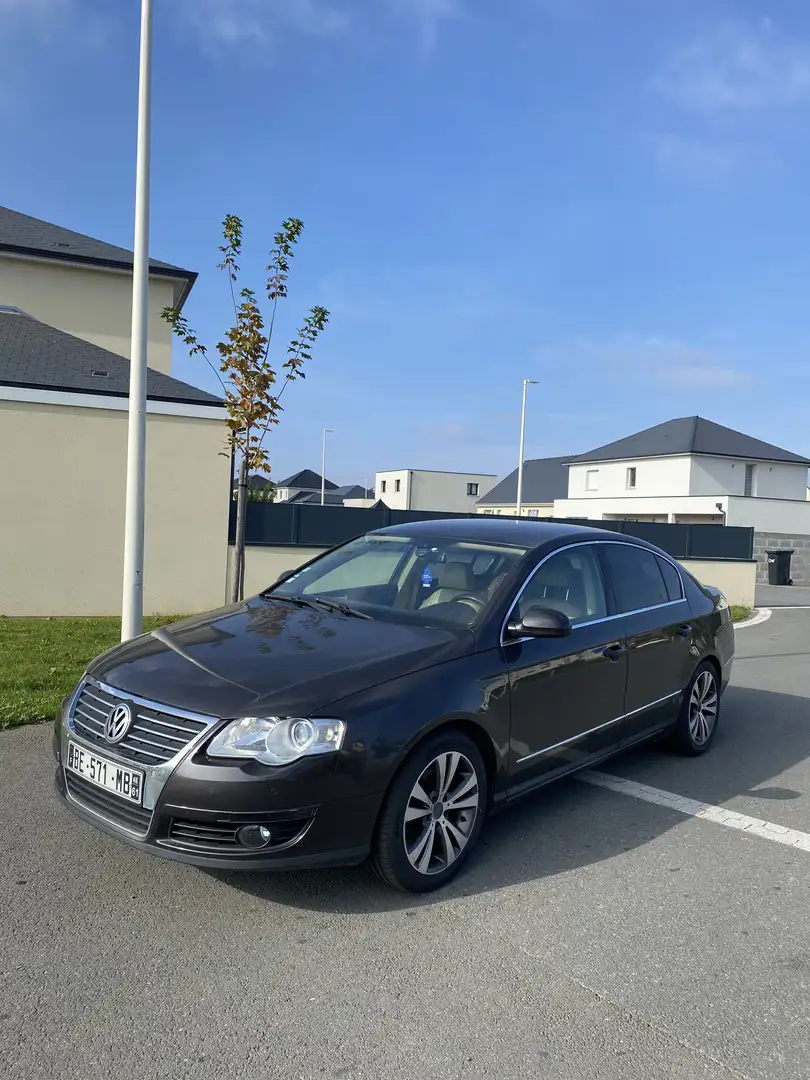 Volkswagen Passat 2.0 TDI 140 FAP Carat - 2