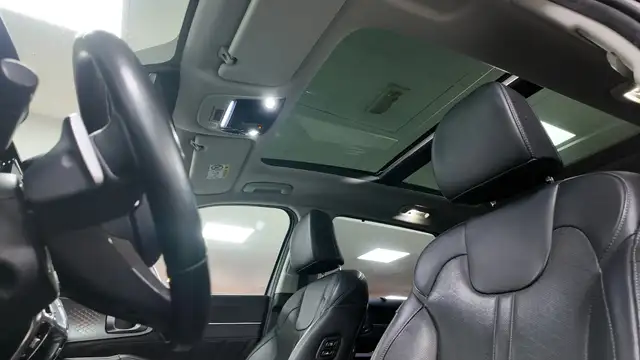 Kia Sorento view 25