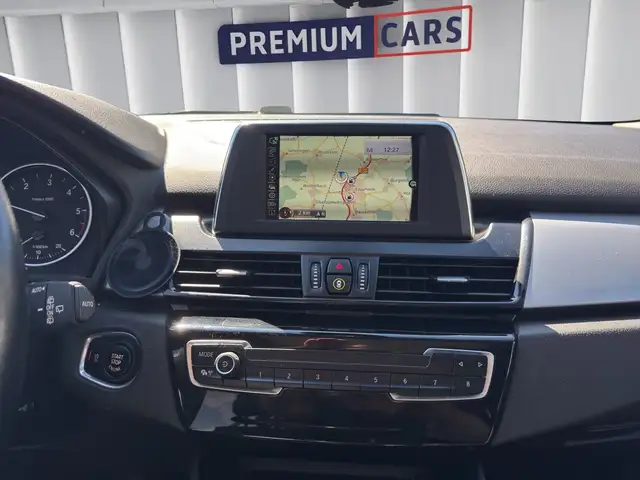 BMW 2 Series view 14