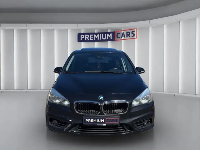 BMW 2 Series view 8