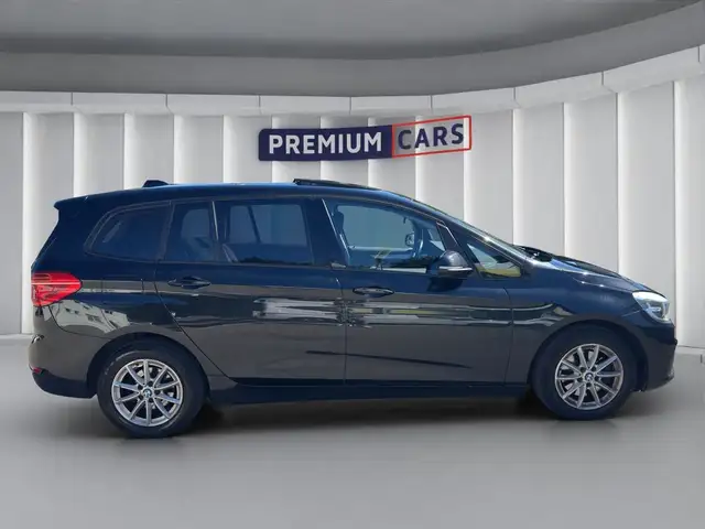 BMW 2 Series view 6