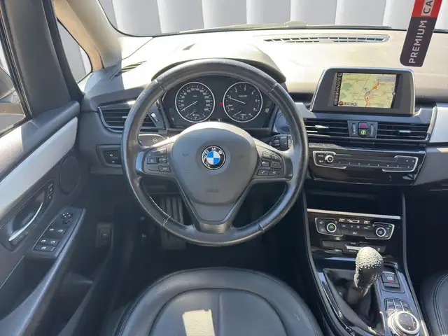 BMW 2 Series view 12