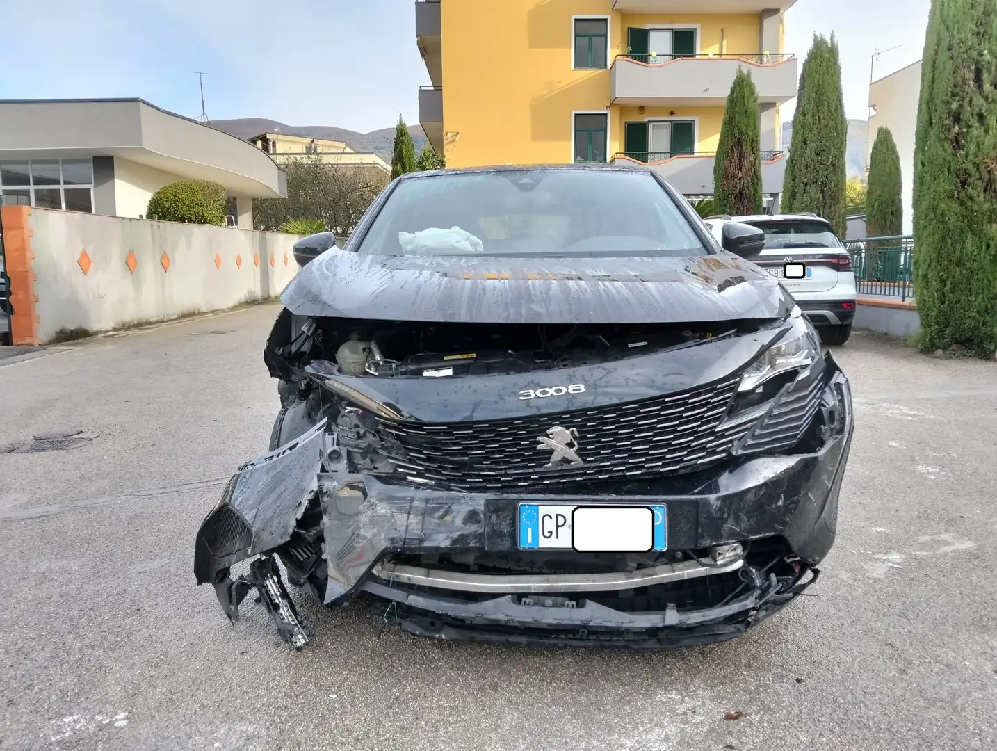 Peugeot 3008 3008 II 2021 1.5 bluehdi Allure Pack SINISTRATA Schwarz - 2