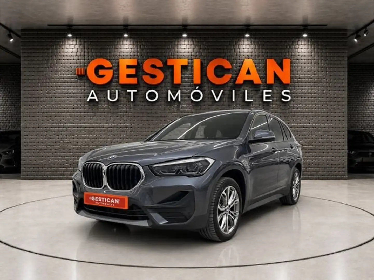 BMW X1 sDrive 18i Gris - 1
