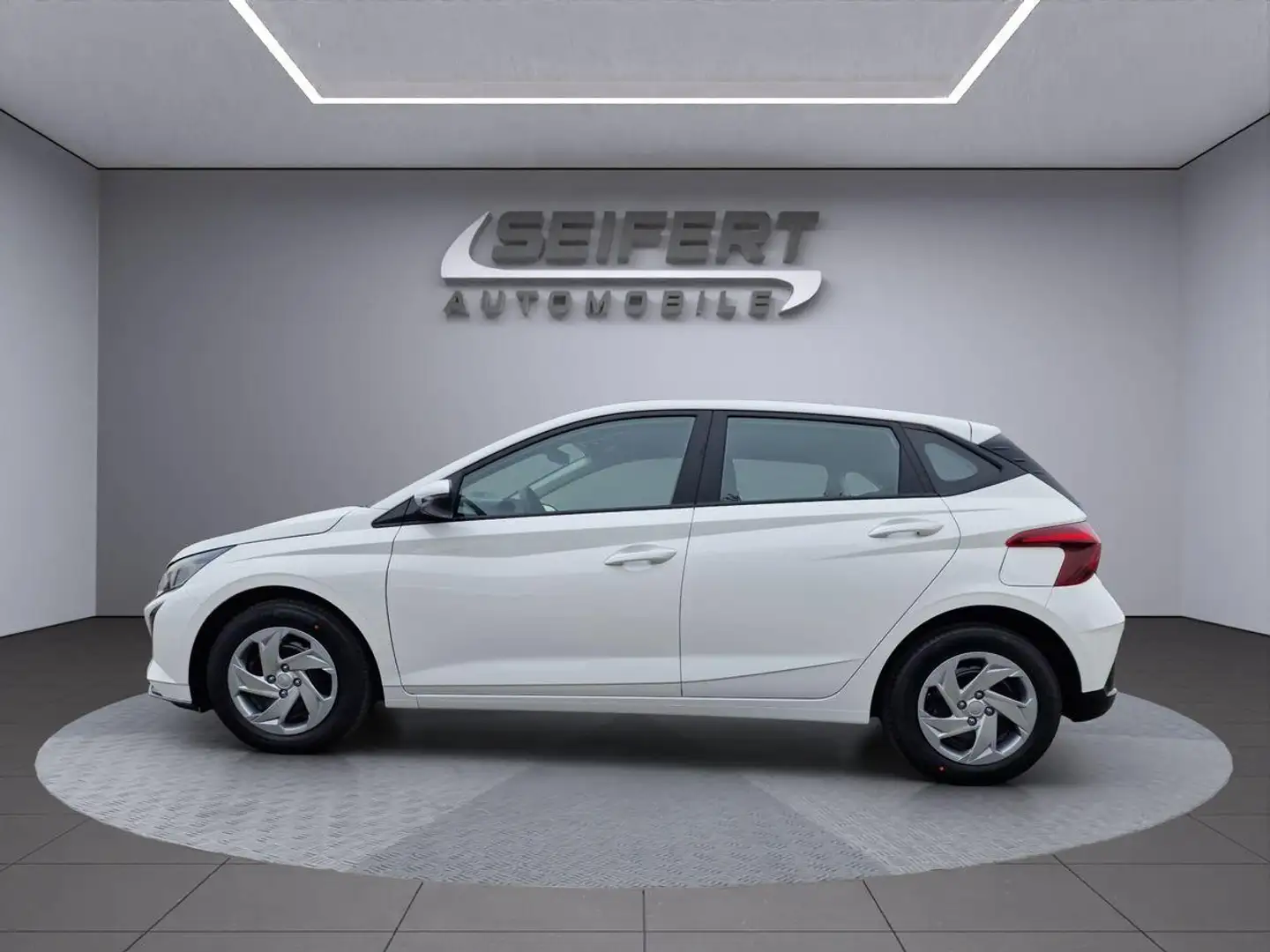 Hyundai i20 I SELECT inkl. Funktionspaket I NAVI I APPLE CARPL Білий - 2