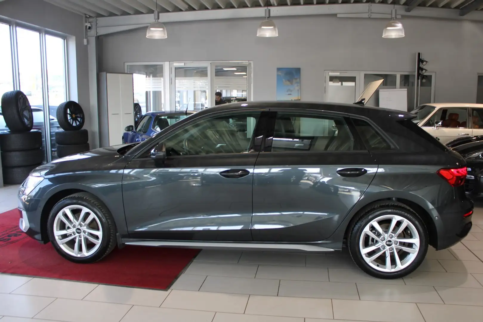 Audi A3 Sportback 35 TFSI advanced *V-Cockpit*Sitzheiz.*1. Grau - 2