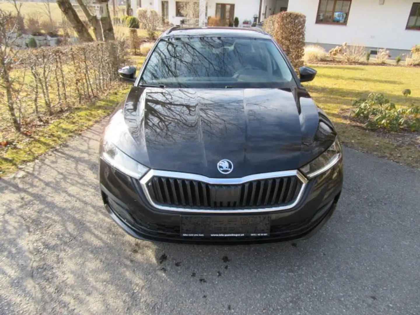 Skoda Octavia Ambition Schwarz - 2