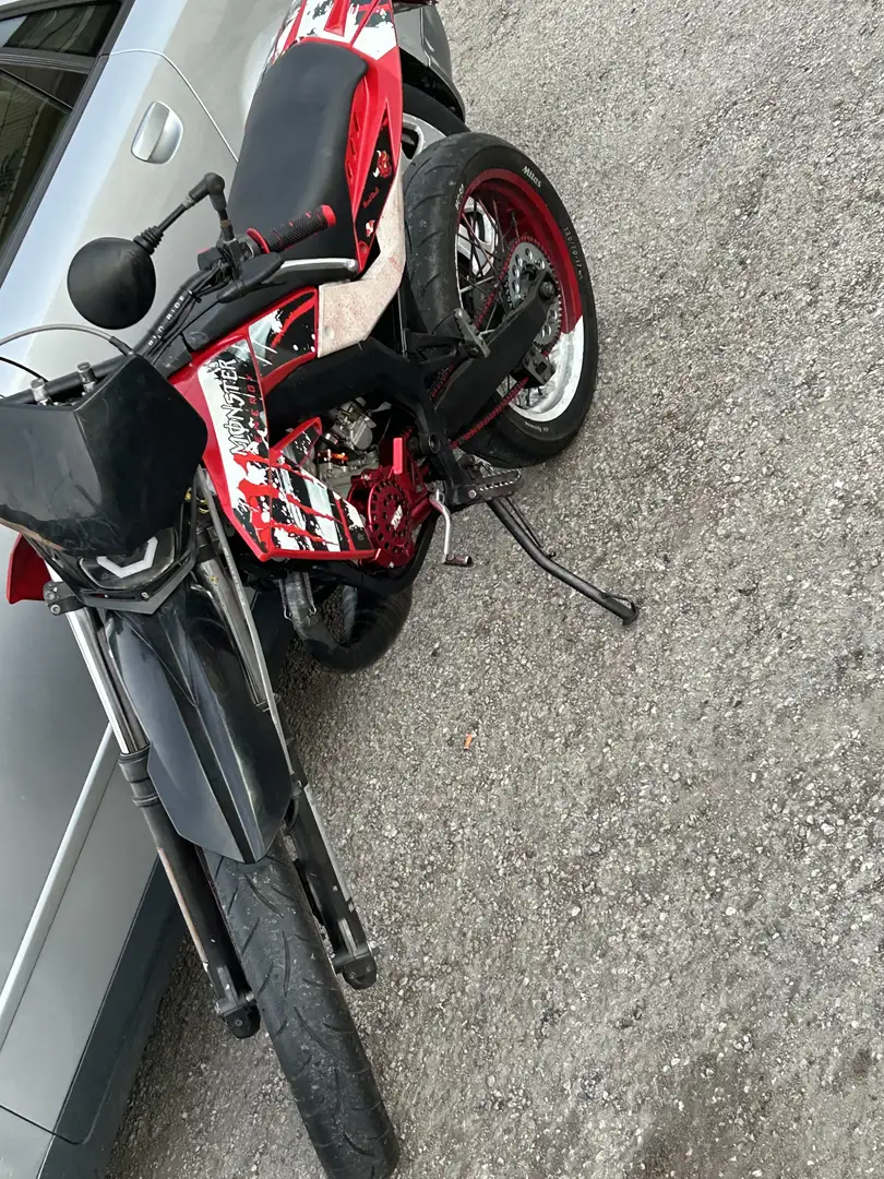 Aprilia SX 50 Červená - 2