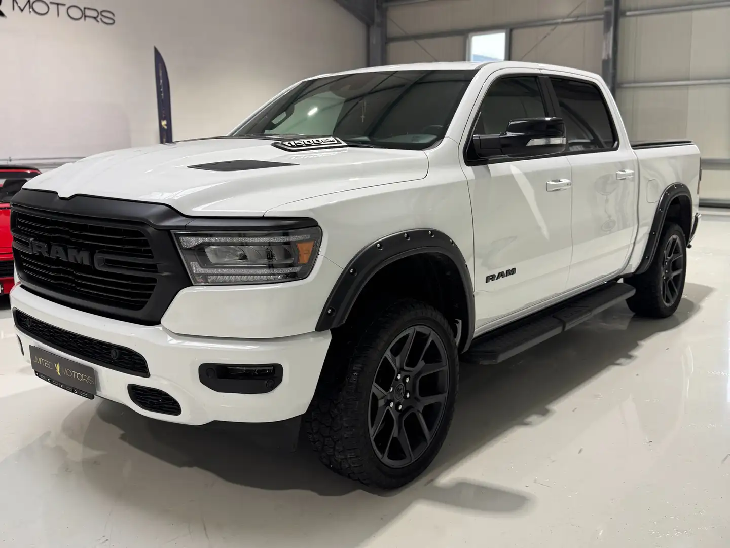 RAM 1500 CrewCab Laramie 5,7l V8, höher&breiter, Gas LPG Blanco - 1