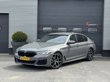 BMW 520 5-serie 520i High Executive M pakket | Camera | 19