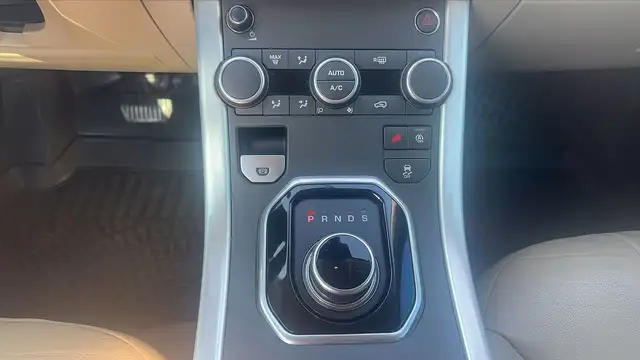 Land Rover Range Rover Evoque view 13
