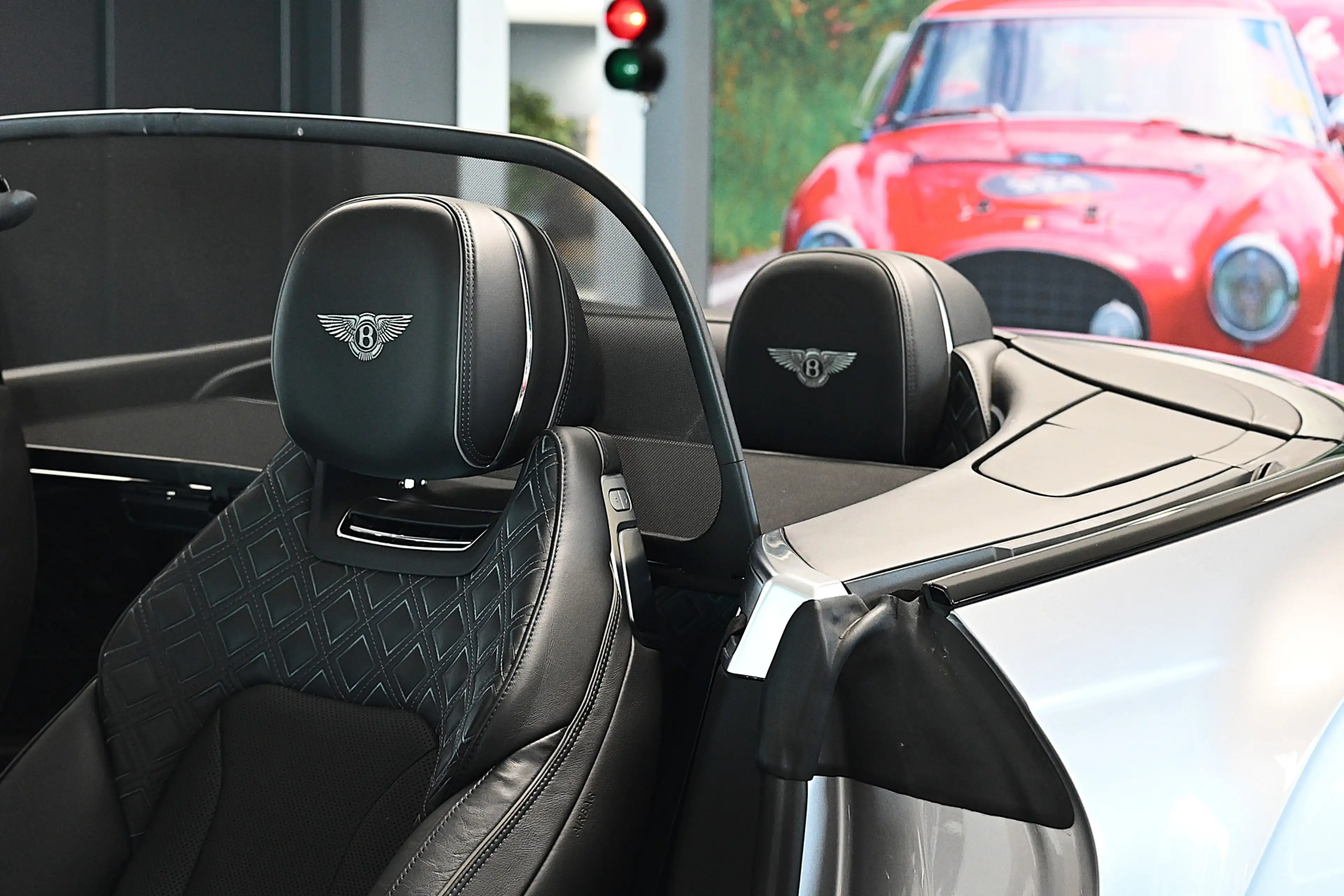Bentley Continental GTC 4.0 V8 Mulliner Origineel Nederlandse auto — photo 31
