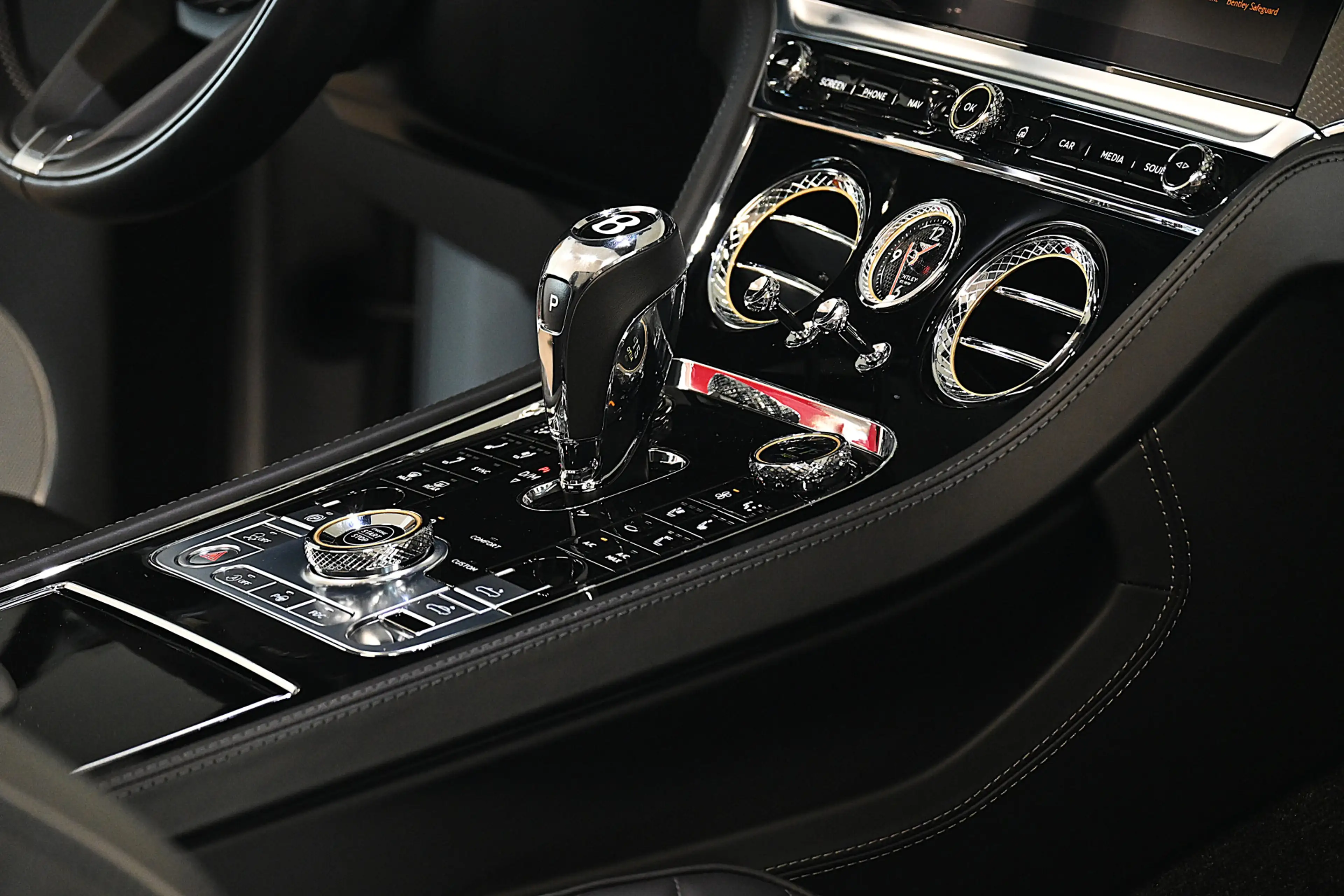 Bentley Continental GTC 4.0 V8 Mulliner Origineel Nederlandse auto — photo 37