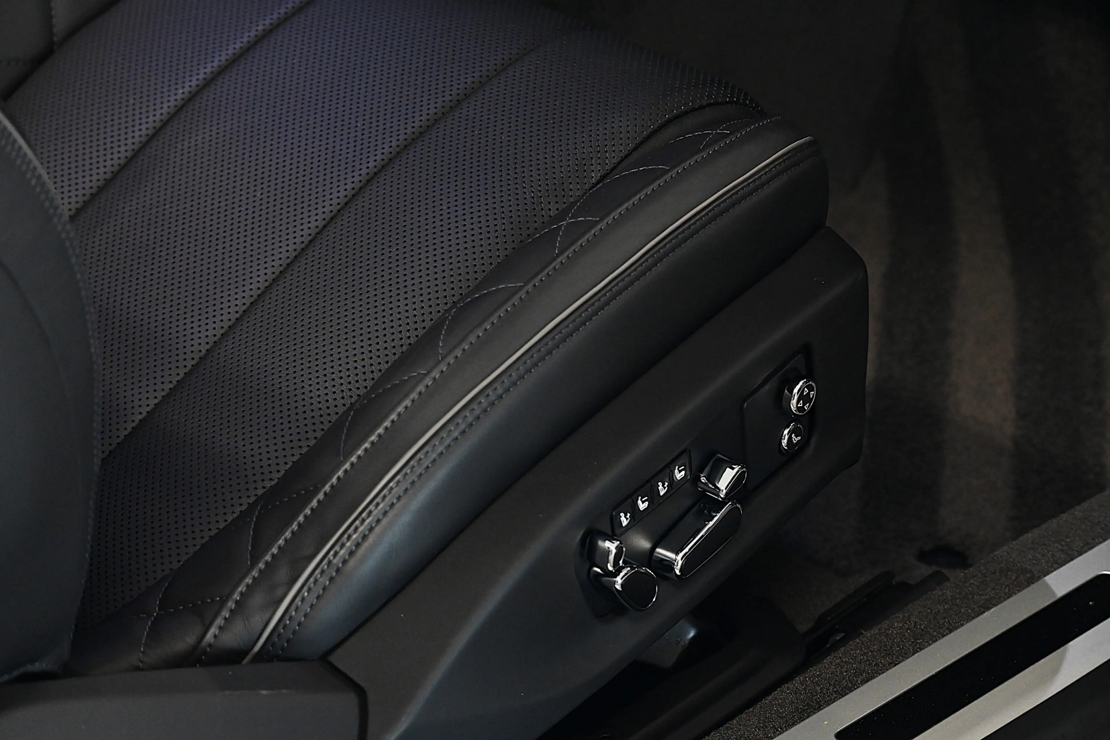 Bentley Continental GTC 4.0 V8 Mulliner Origineel Nederlandse auto — photo 40
