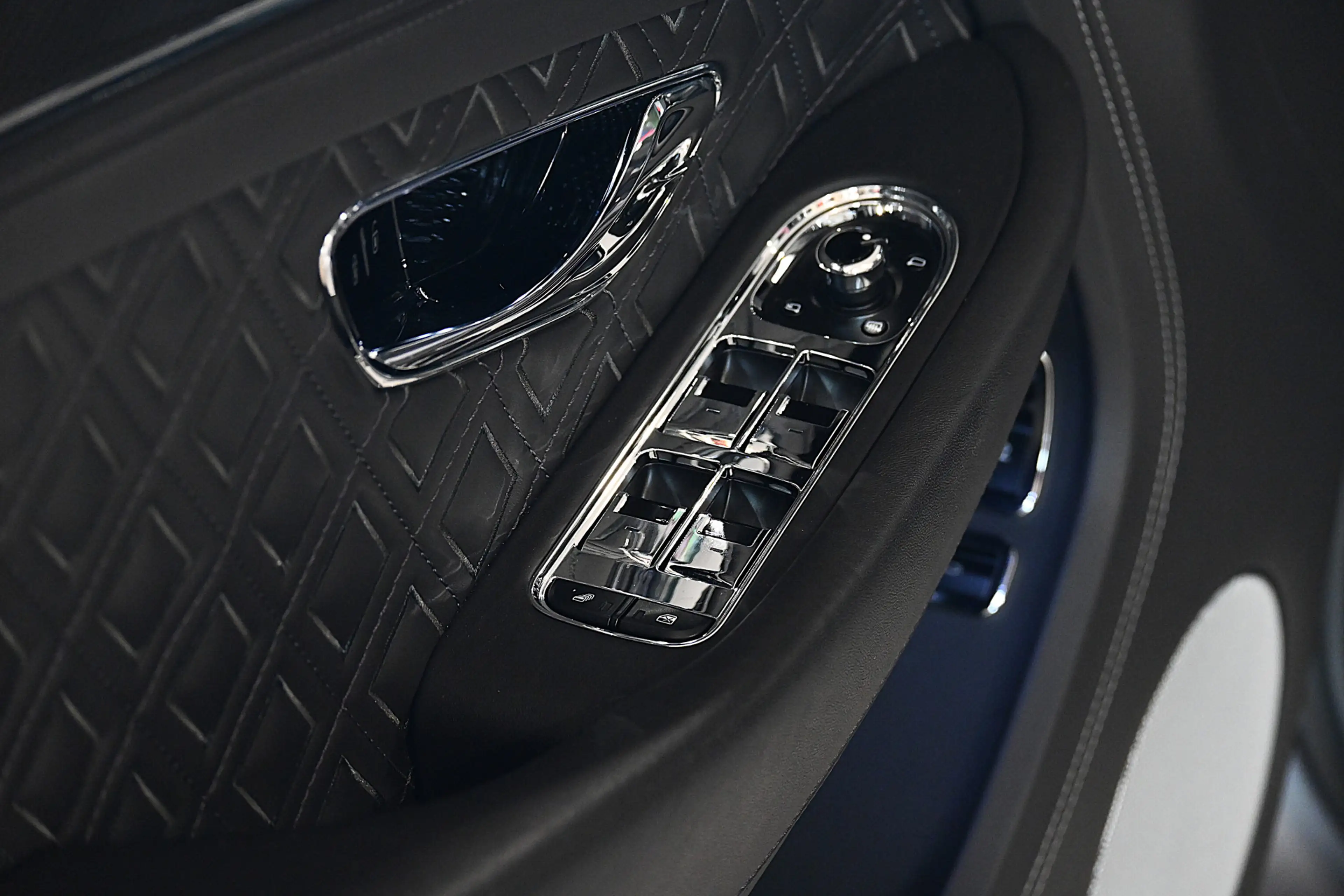 Bentley Continental GTC 4.0 V8 Mulliner Origineel Nederlandse auto — photo 18