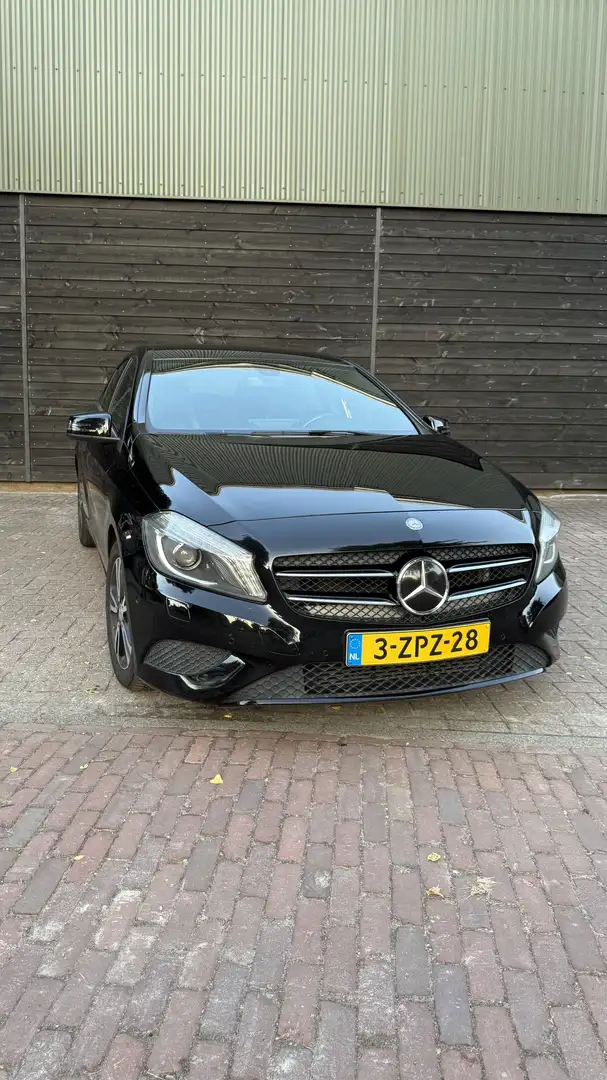 Mercedes-Benz A 180 Ambition 4U3 Zwart - 2