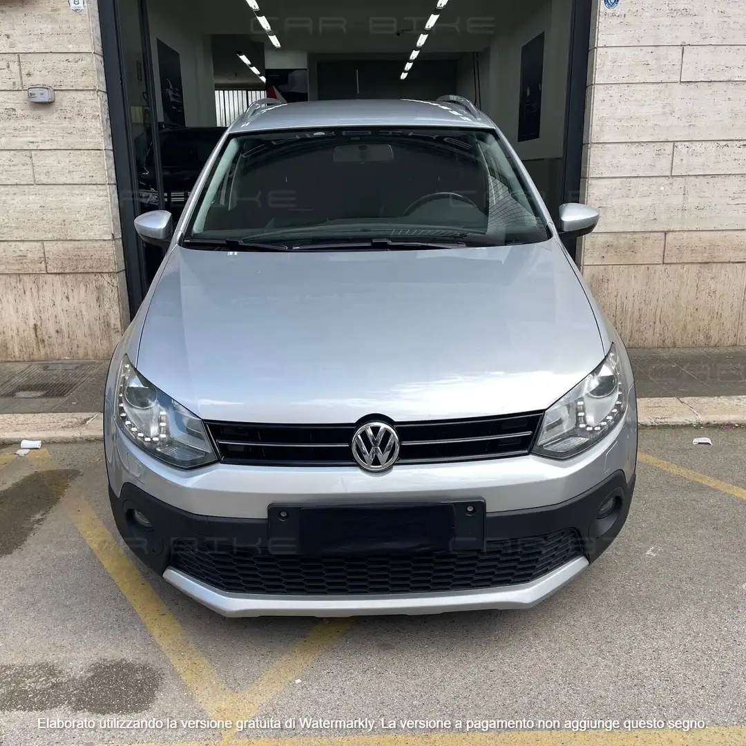 Volkswagen Polo 1.6 TDI 90CV DPF 5 porte Highline Cross Plateado - 1