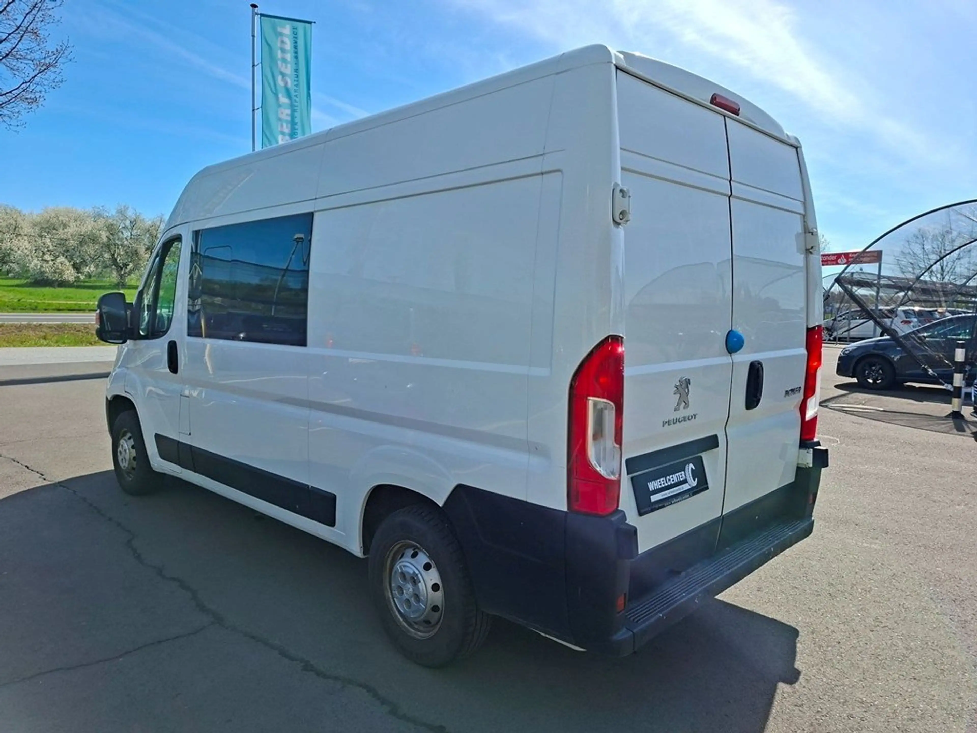Peugeot Boxer 333 L2H2 Pro BlueHDi 140 Stop * 6 SITZER — photo 7
