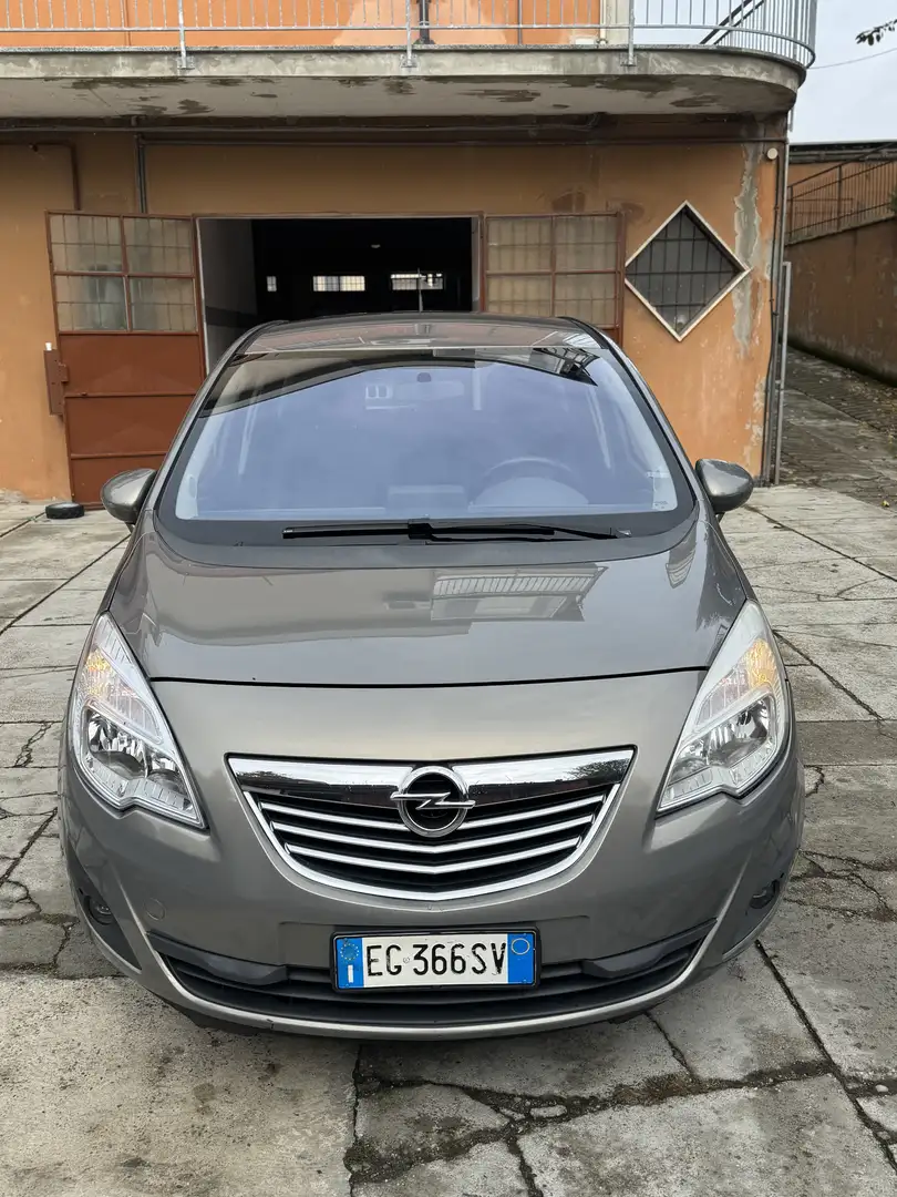 Opel Meriva 1.7 cdti Cosmo 100cv auto - 2
