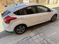 Ford Focus 1.0 Ecoboost Auto-S&S Trend+ 125 Blanc - thumbnail 2