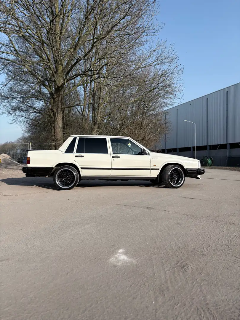 Volvo 740 GL - 2