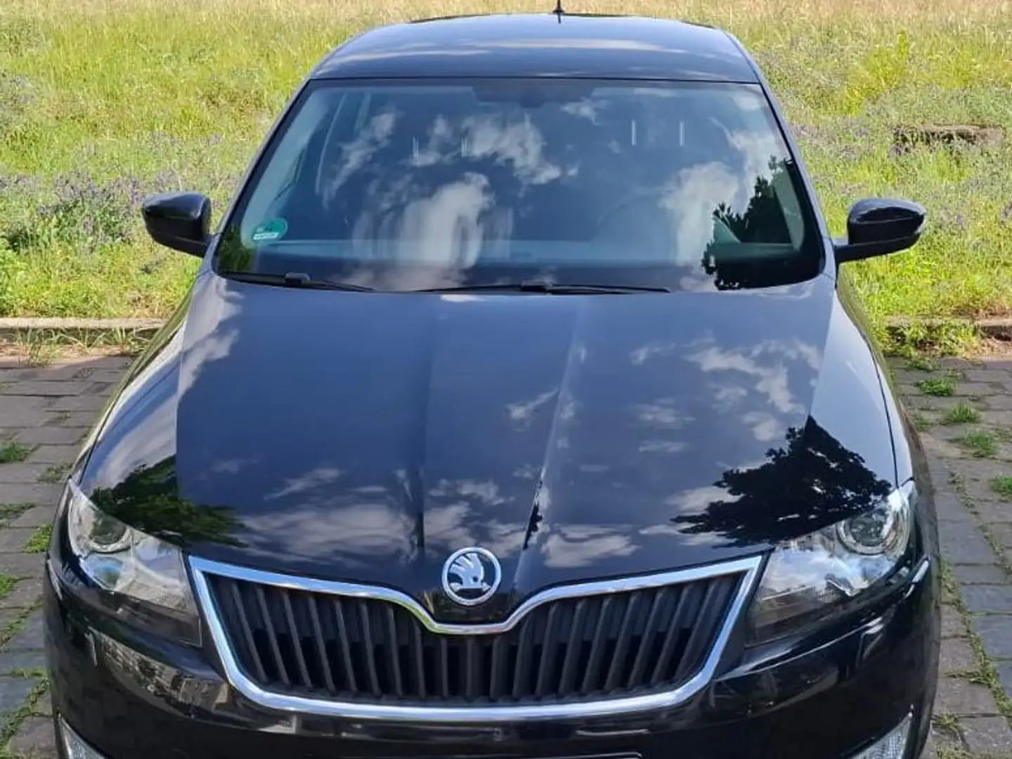Skoda Rapid/Spaceback Rapid 1.2 TSI (Green tec)Style Schwarz - 1