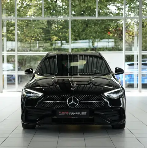 Mercedes-Benz 300 view 4