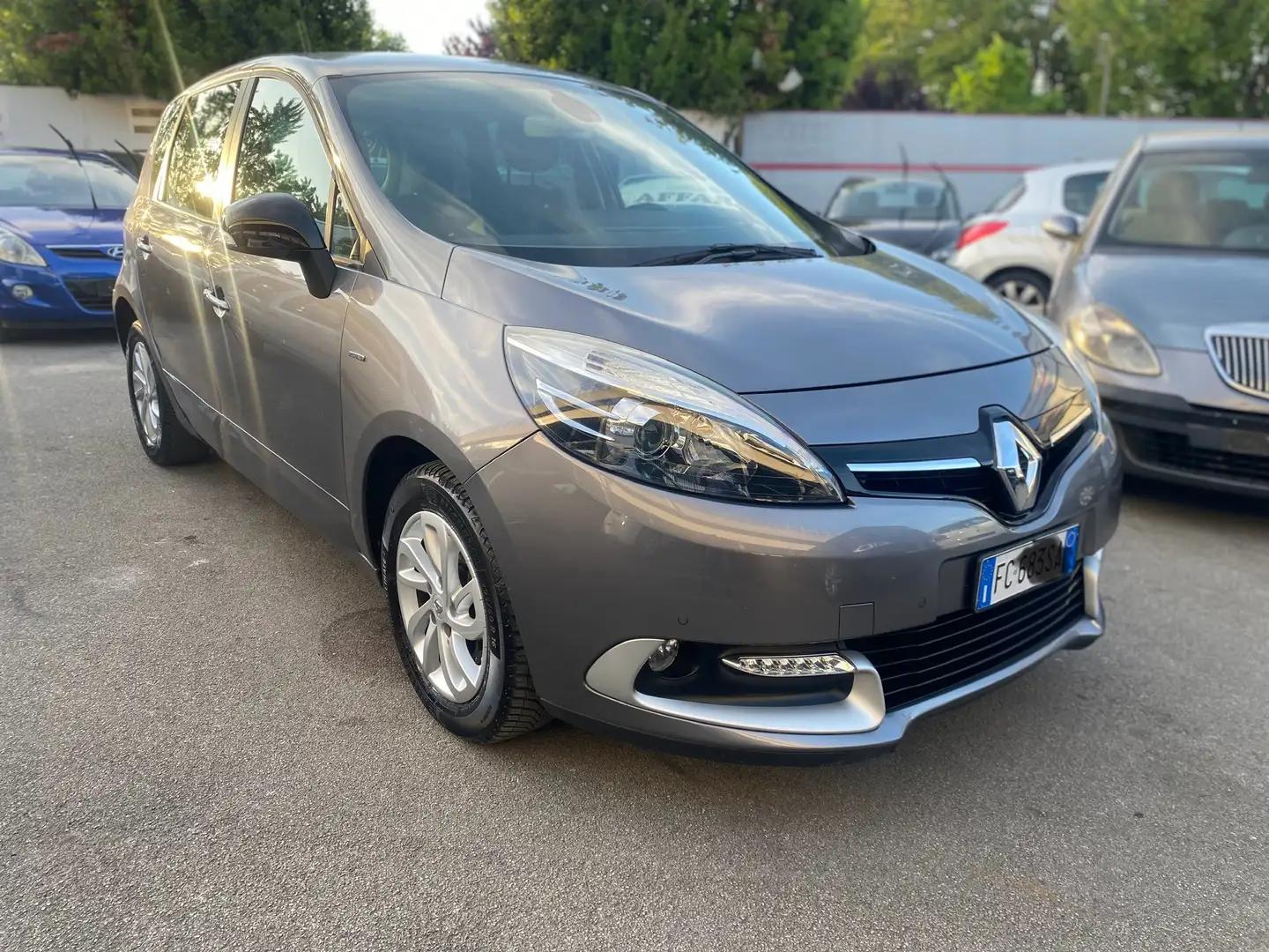 Renault Scenic X-Mod 1.2 tce Limited s&s 115cv E6 - 1