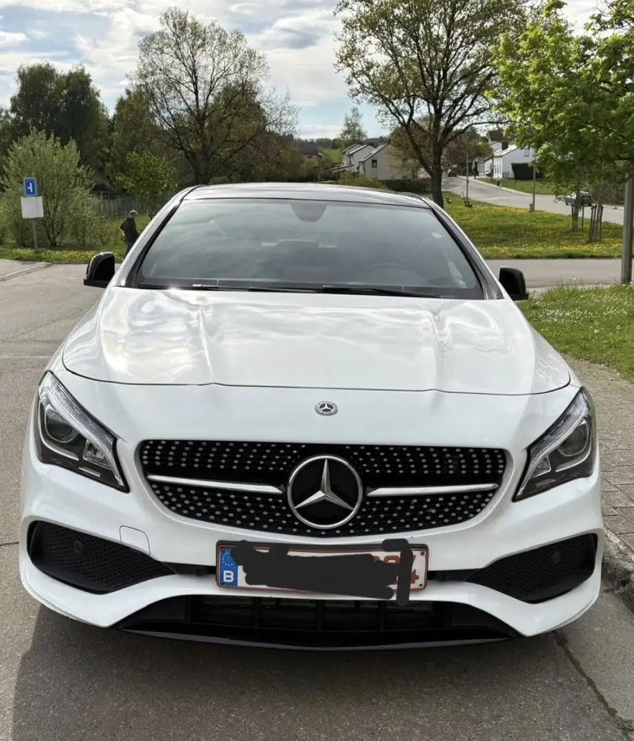 Mercedes-Benz CLA 200 d 4-Matic (EU6d-TEMP) Wit - 1