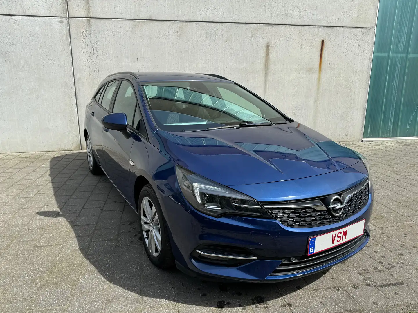 Opel Astra 1.2 Turbo Edition Sports Tourer Blau - 1