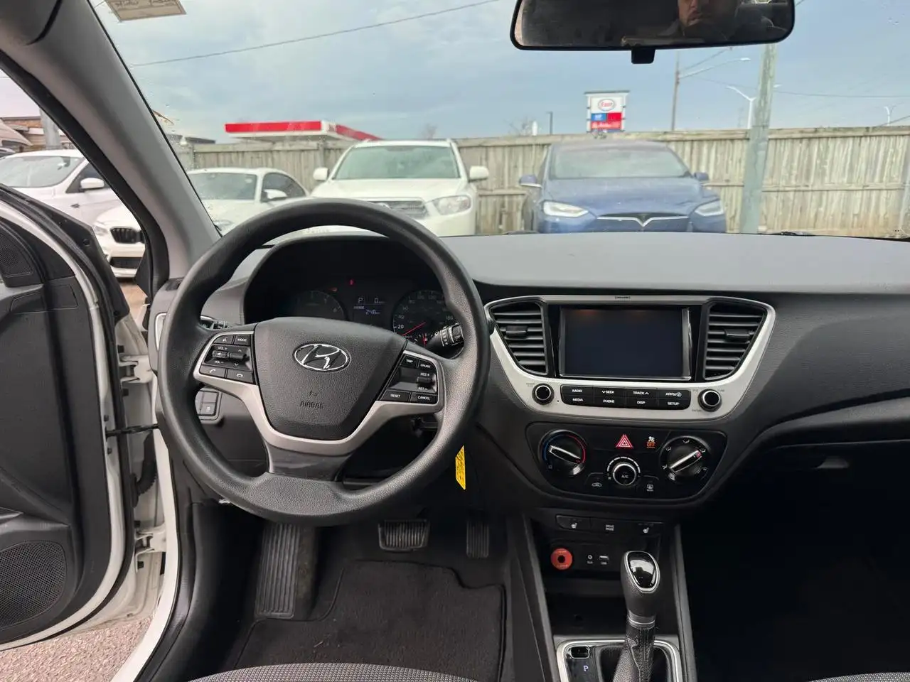 Hyundai ACCENT снимка Hyundai ACCENT