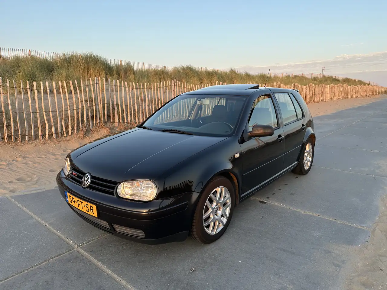 Volkswagen Golf 1.8-5V Turbo GTI Handgeschakeld, foto 2