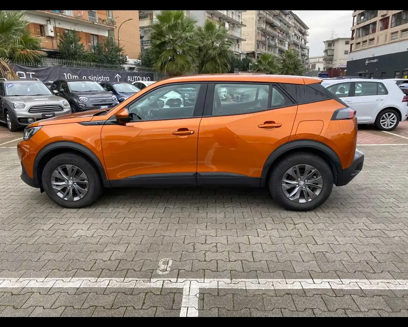 Peugeot 2008 NUOVA e-2008 - Motore Elettrico 136cv (100 kW) ACT Arancione - 2