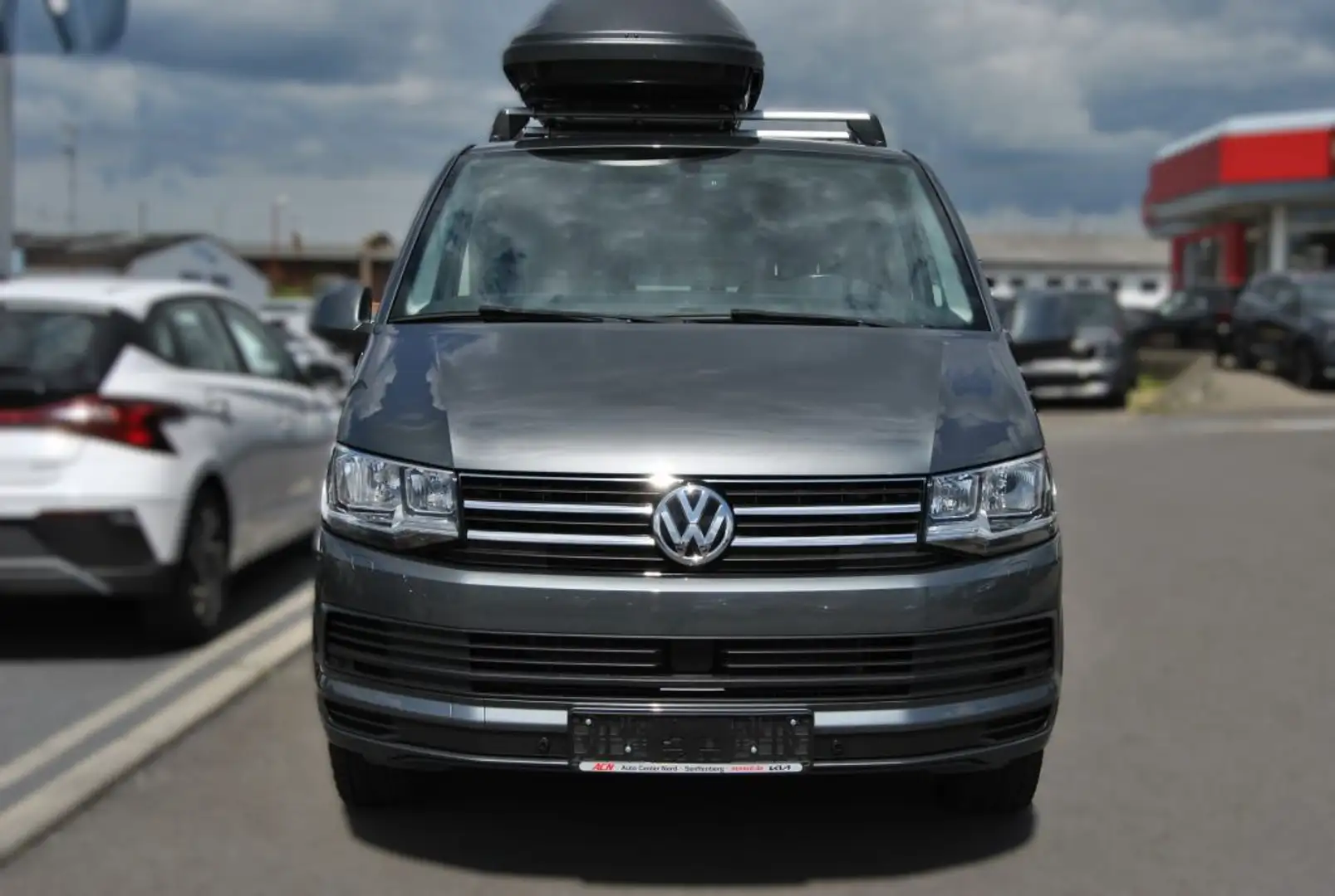 Volkswagen Transporter Caravelle DSG Lang Comfortline - 2