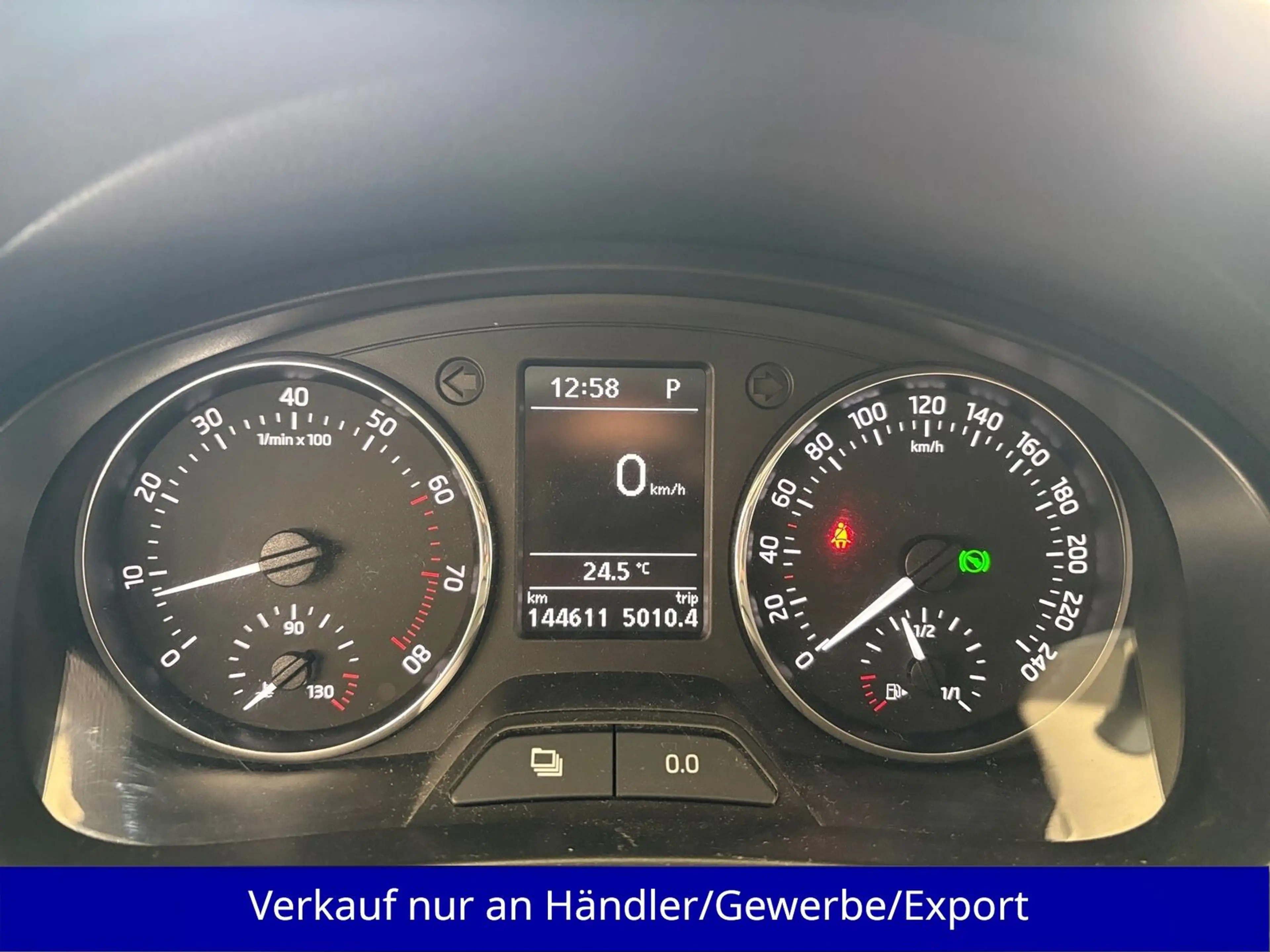 Skoda Rapid/Spaceback Spaceback 1.4 TSI Automatik AAC SHZ PDC — photo 10