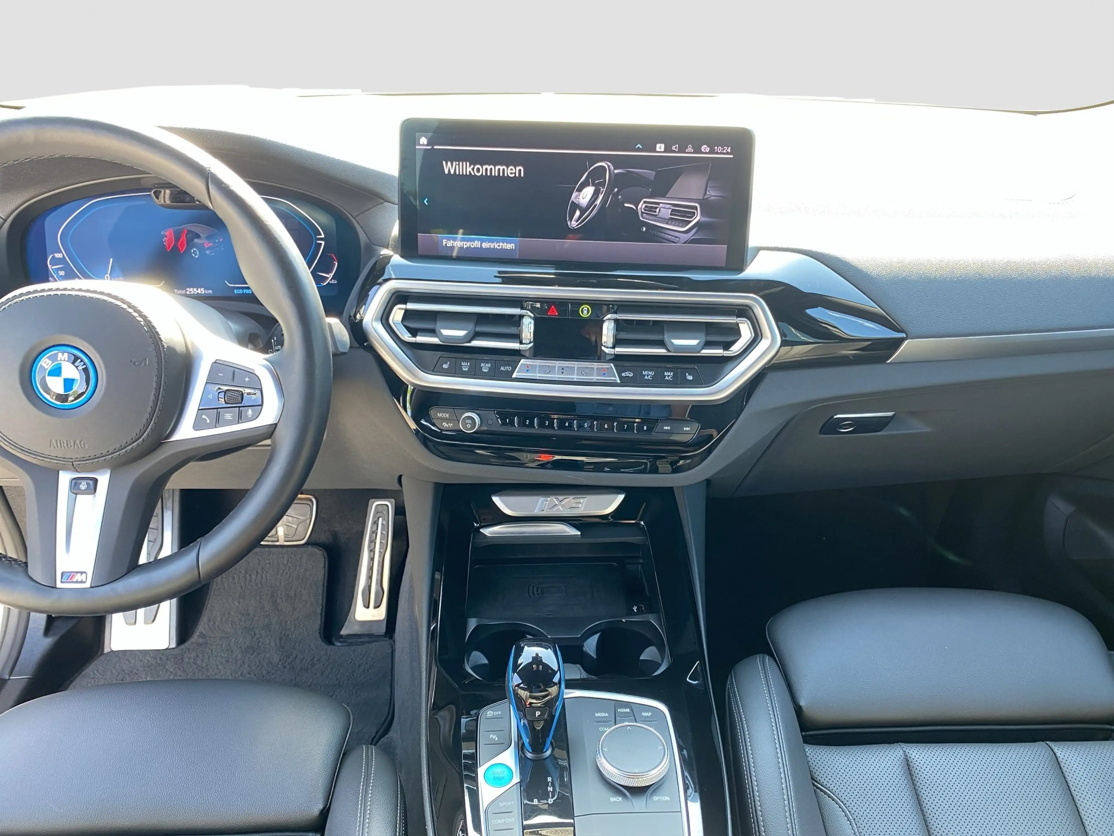 BMW iX3 ///M-Sport DrvAssProf PanoSD AHK RFK DAB — photo 12
