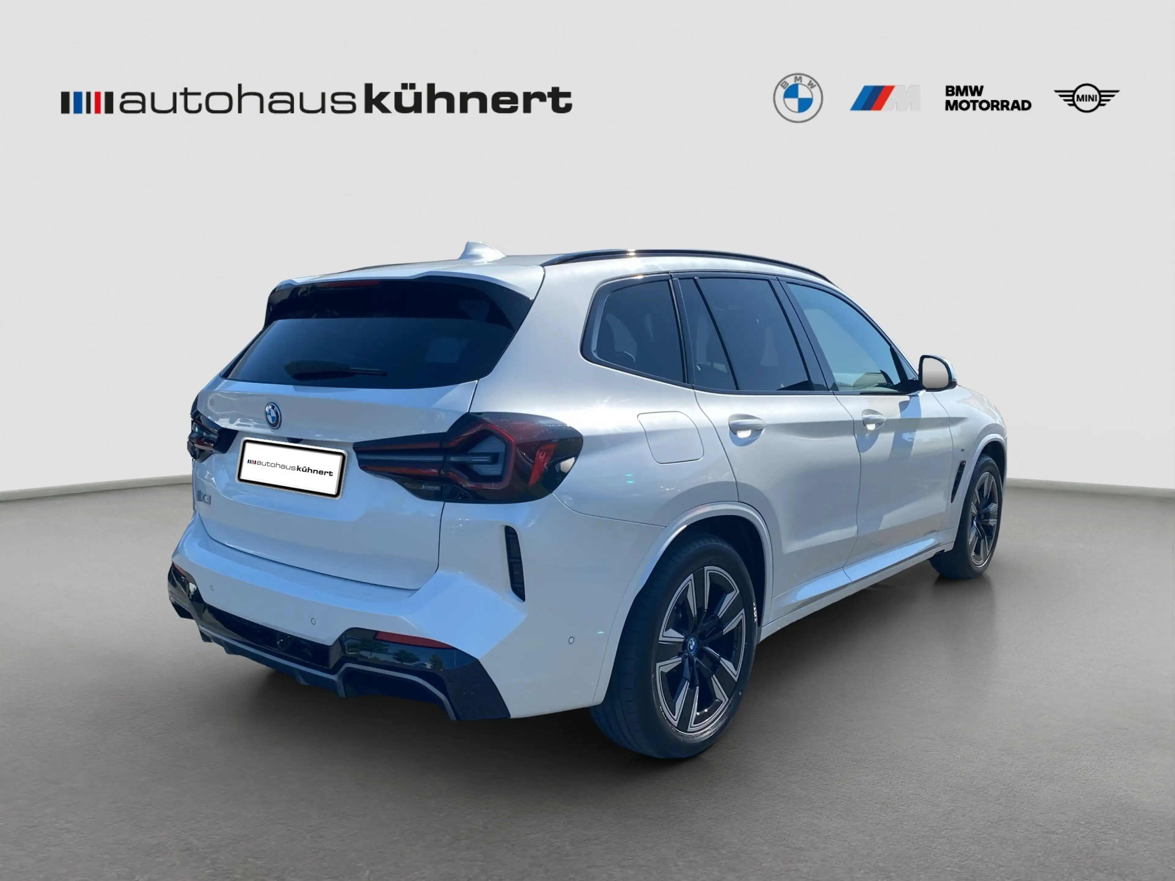 BMW iX3 ///M-Sport DrvAssProf PanoSD AHK RFK DAB — photo 7