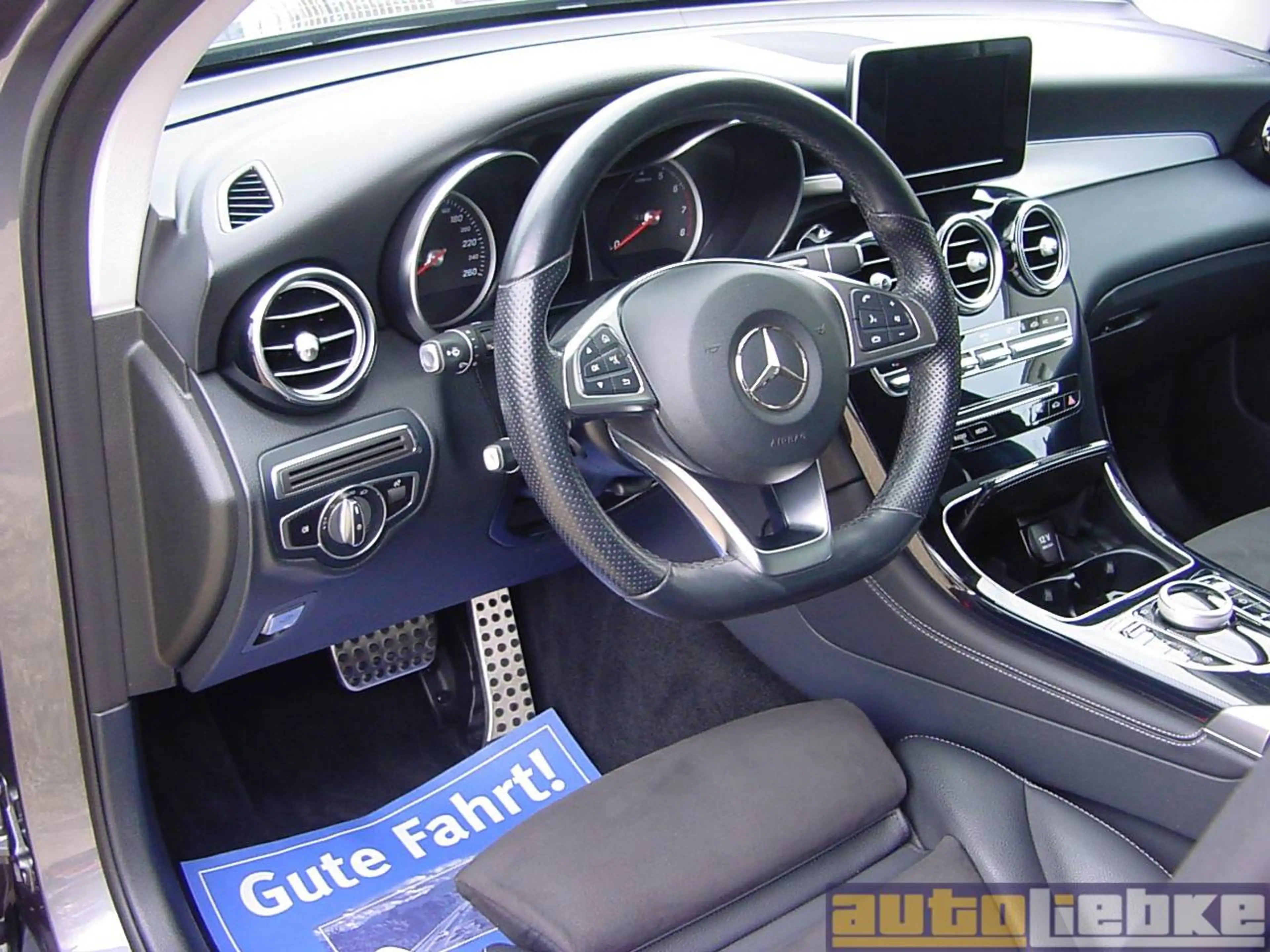 Mercedes-Benz GLC 250 4M AMG-L. AUT,LED,STDHZG,AHK,NIGHT,KAM,A-CP — photo 9