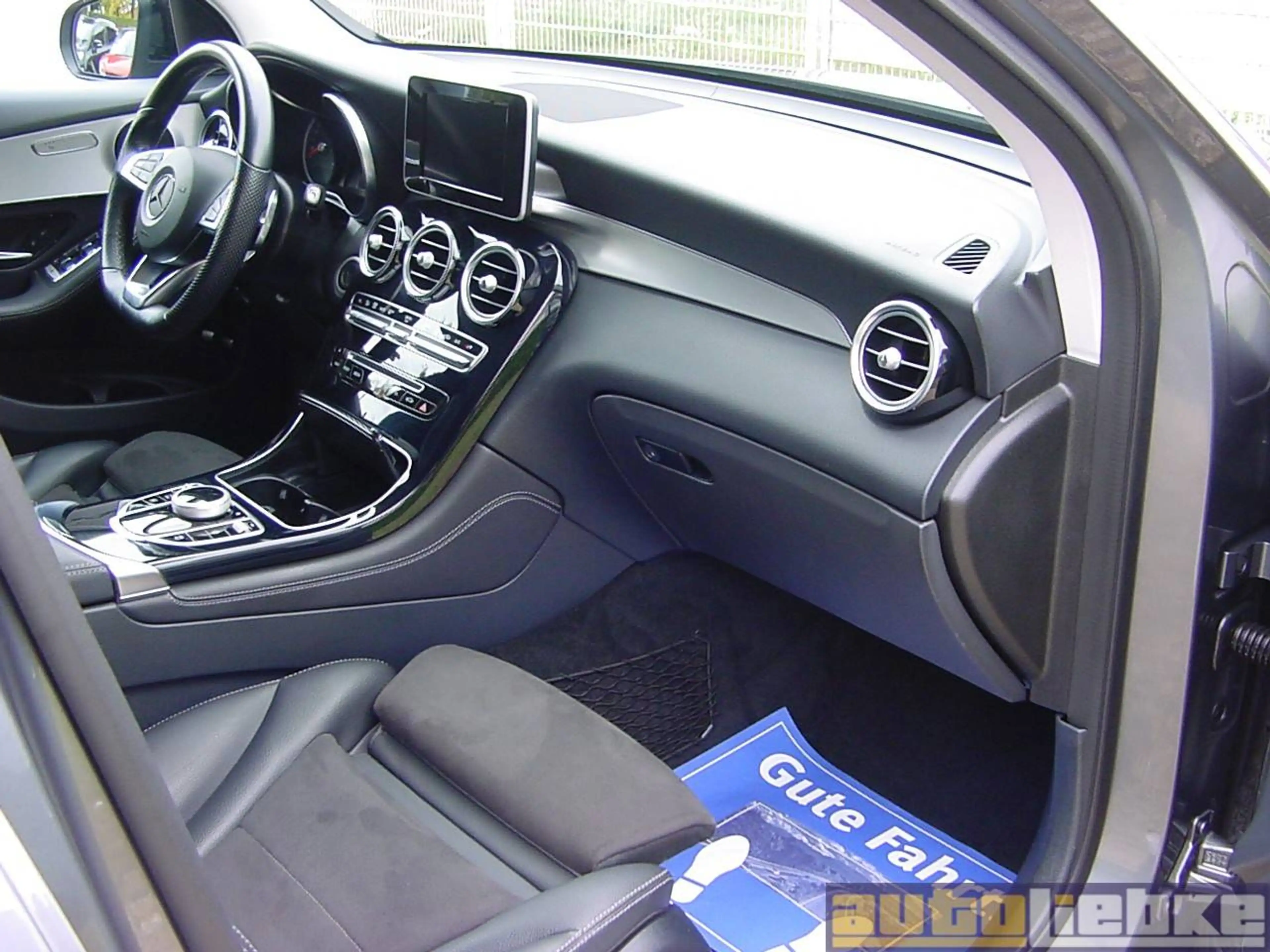 Mercedes-Benz GLC 250 4M AMG-L. AUT,LED,STDHZG,AHK,NIGHT,KAM,A-CP — photo 10