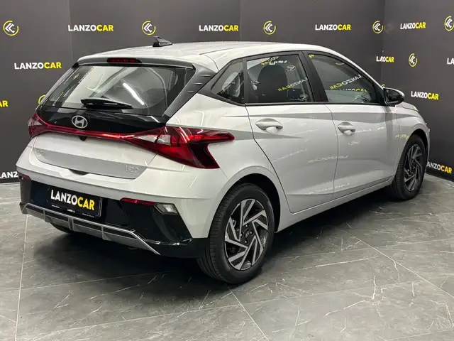 Hyundai I20 view 4