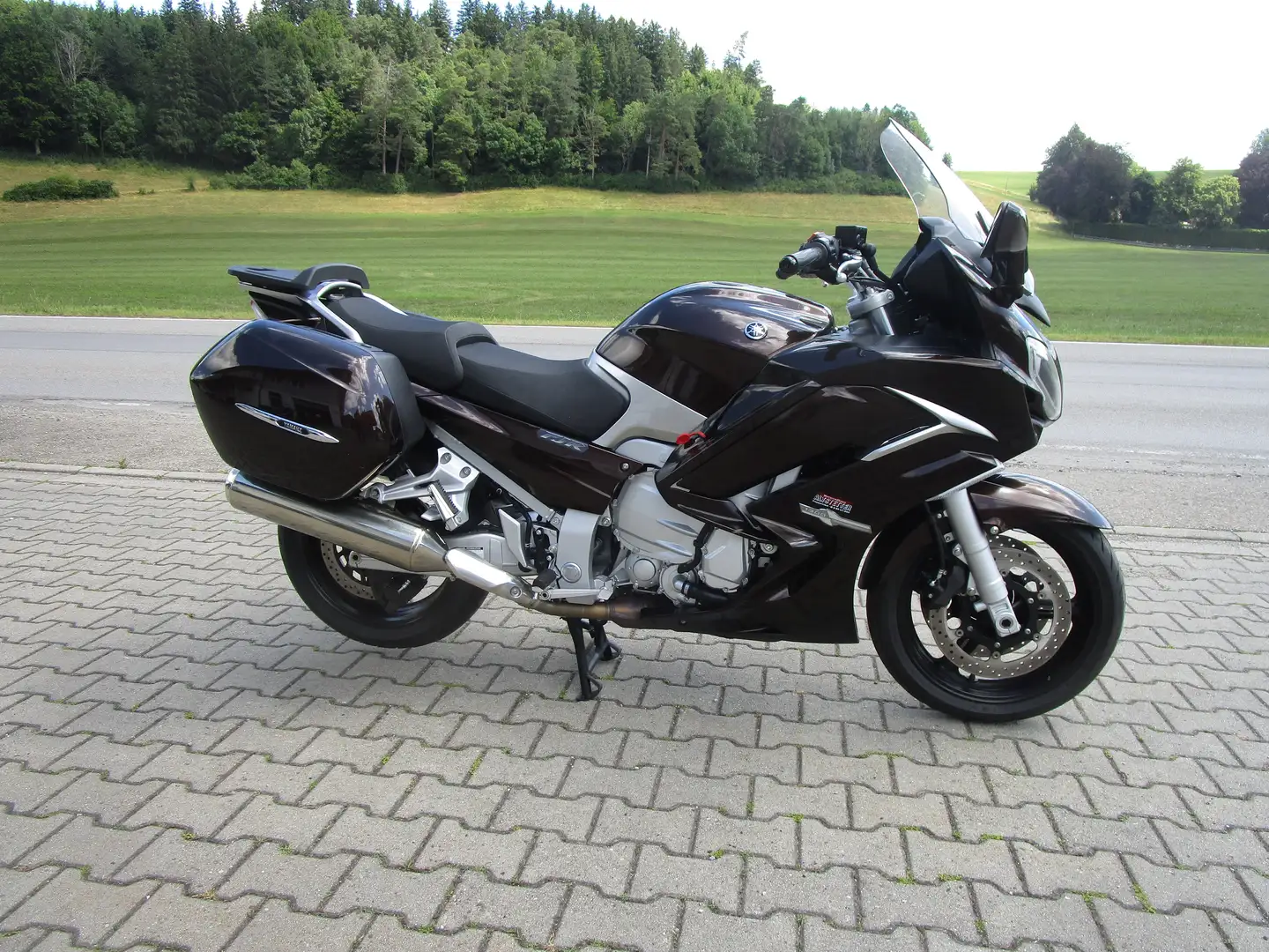 Yamaha FJR 1300 Brązowy - 1