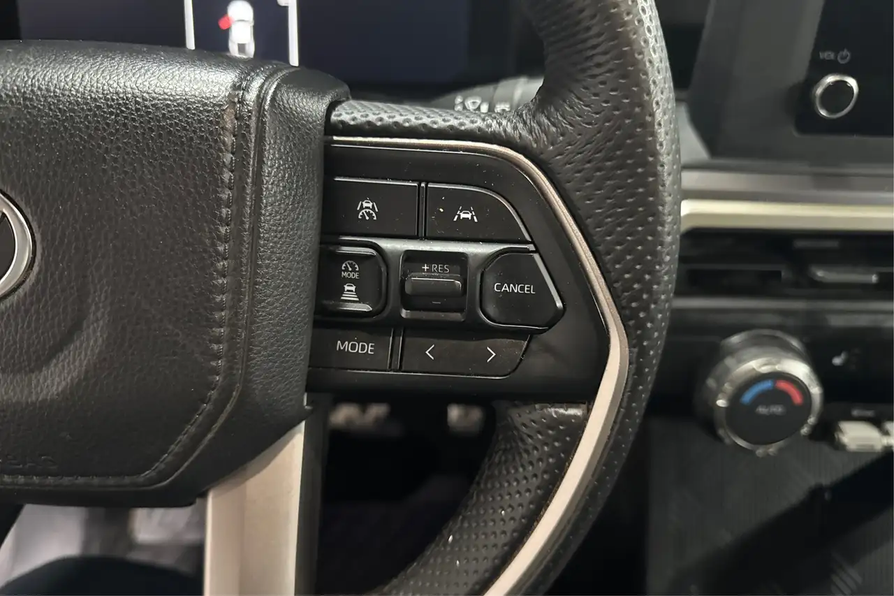 Toyota Tacoma снимка Toyota Tacoma