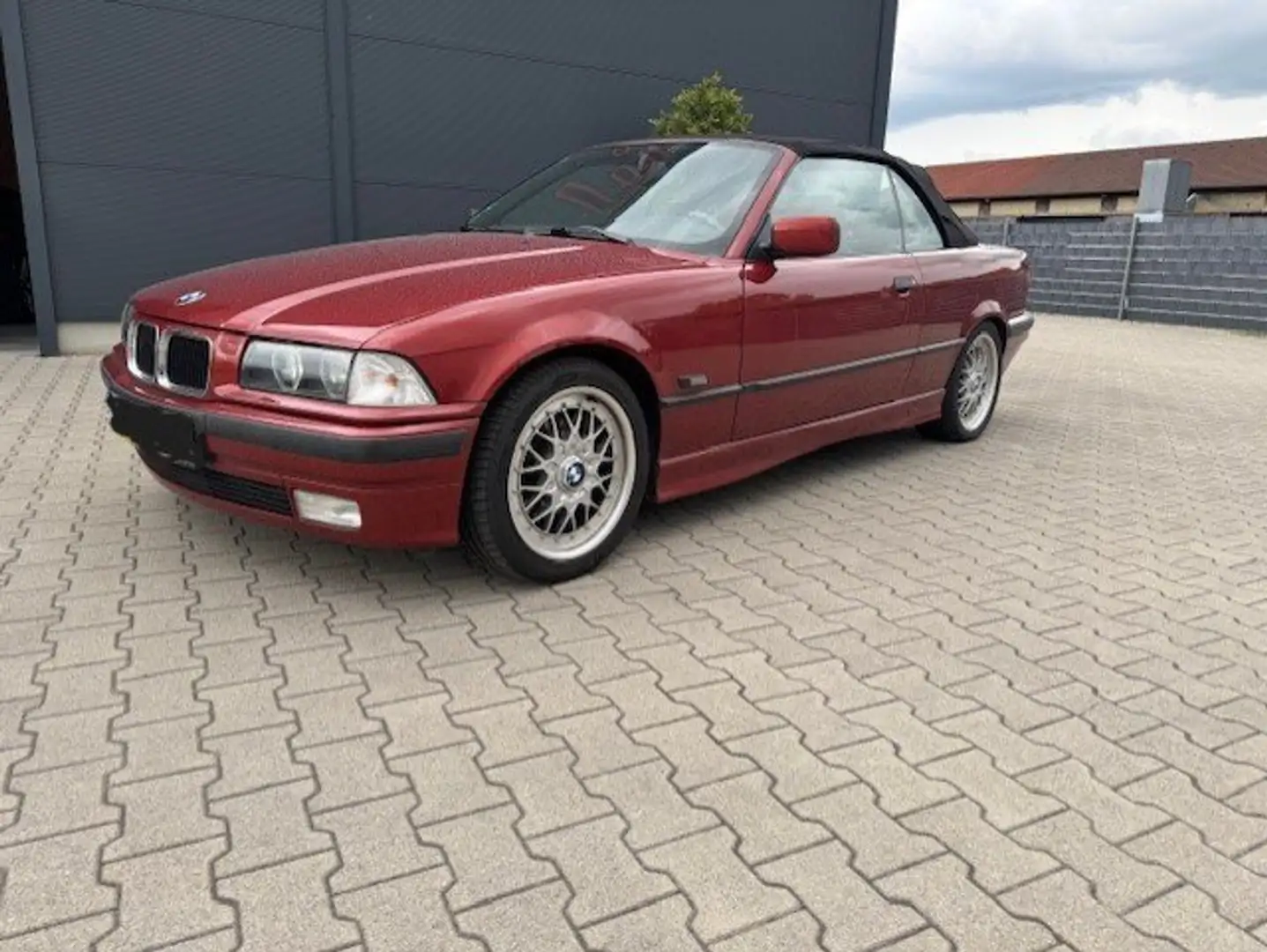 BMW 328 3er 328i - 1