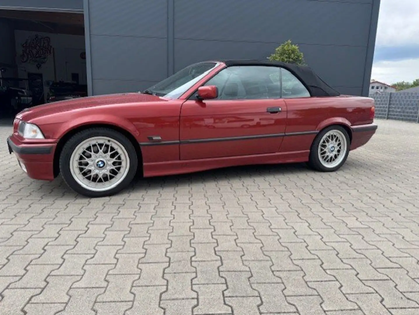 BMW 328 3er 328i - 2