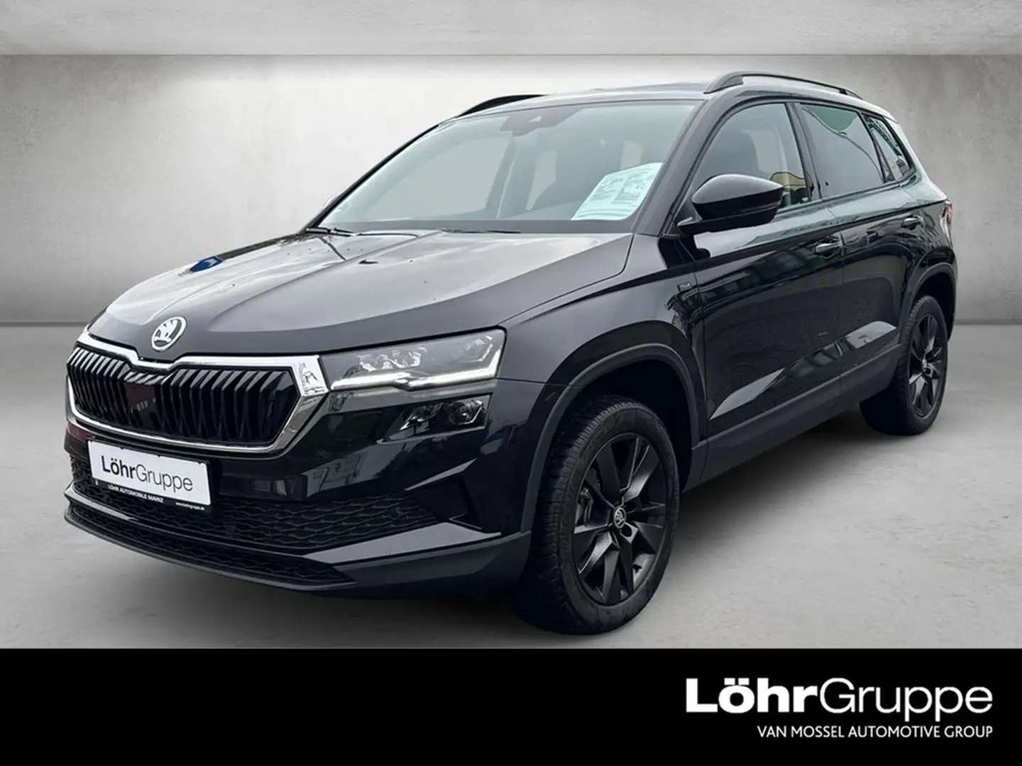 Skoda Karoq Tour 2,0TDI 7-Gang DSG 4x4 ABGABE 02.2026 Schwarz - 1