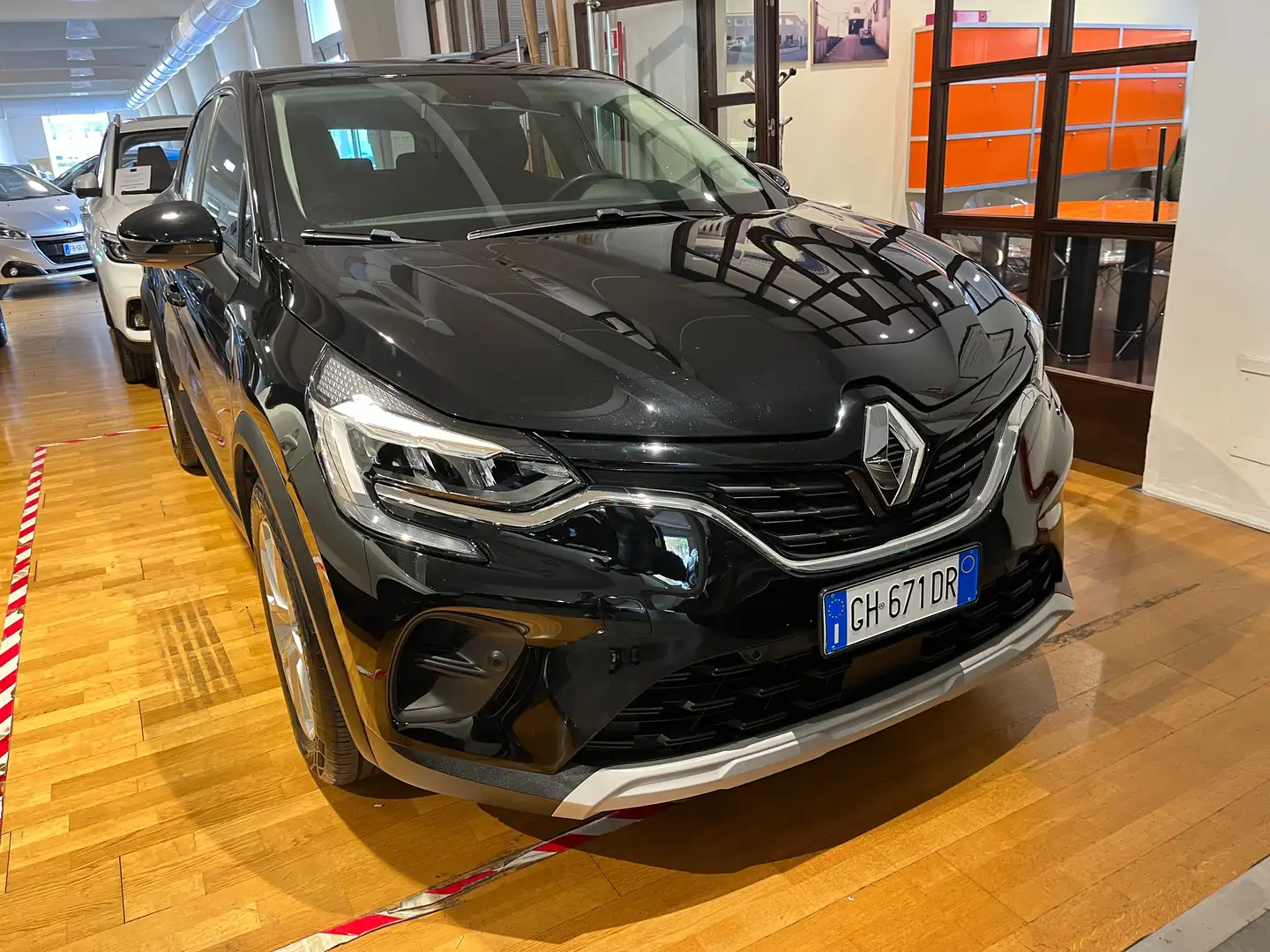 Renault Captur Captur II 2019 1.0 tce Zen Gpl 100cv my21 Noir - 1