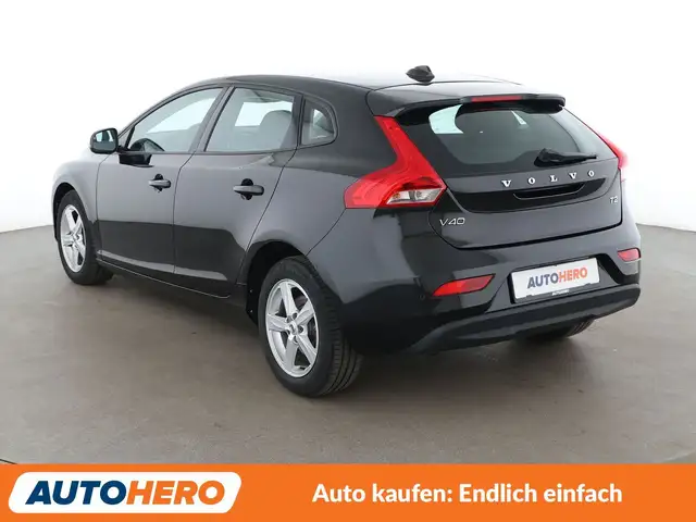 Volvo V40 view 4